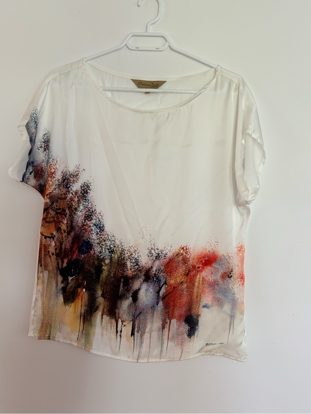 Patricia Nash White Blouse with Multicolor Watercolor Hem